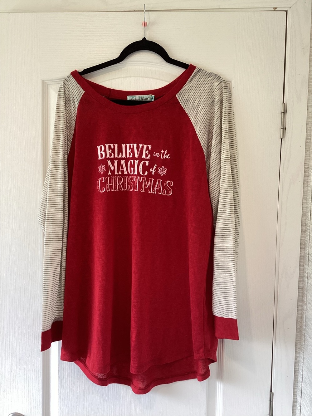 Southern Grace Red Crewneck long sleeve womens shirt 2XL BNWT